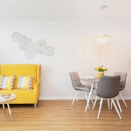 Apartment Warsaw Center By Renters מראה חיצוני תמונה